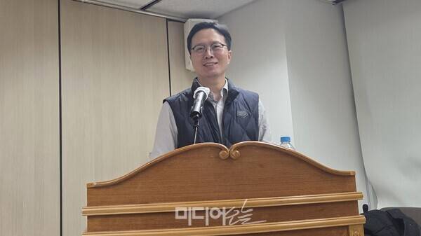 ▲ 제18대 언론노조 방미심위지부 출범식에서 발언하고 있는 황석주 차기 방미심위지부장. 사진=박재령 기자