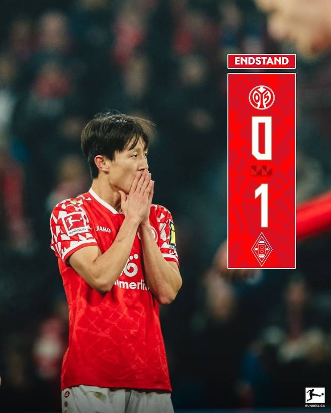 마인츠 이재성이 6일 MEWA 아레나에서 열린 묀헨글라트바흐와의 2025~26 분데스리가 13라운드 홈경기 중 아쉬움을 드러내고 있다. 마인츠는 이날 최종 0-1로 져 최하위 탈출에 실패했다. 사진=마인츠 SNS