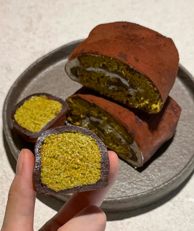 Dubai chewy cookie (Instagram)