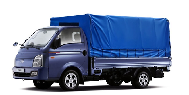 익숙한 듯 익숙하지 않다. 호로 트럭이 이렇게 깨끗해버리면 영 어색하다. [홍호로]