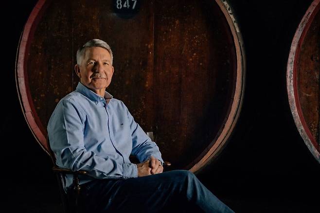 호주의 살아있는 와인 구루, 크리스 해처.