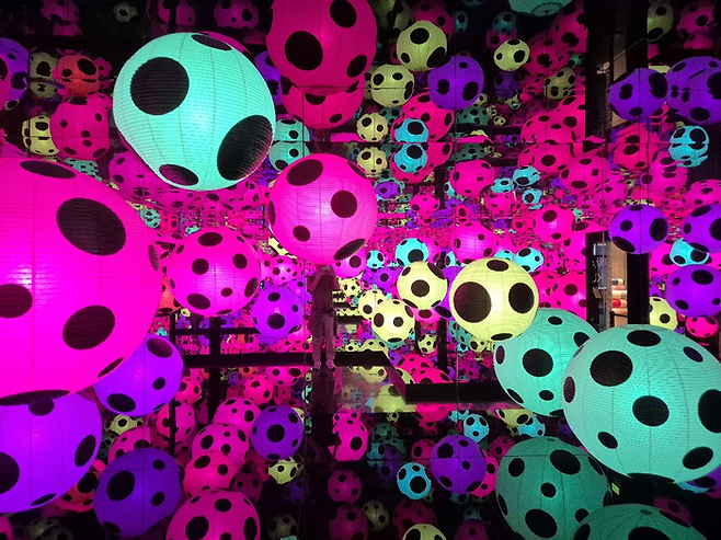 쿠사마 야요이 [생명의 찬가] ©김슬기