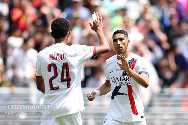 세니 마율루(왼쪽), 아슈라프 하키미(이상 파리생제르맹). 게티이미지코리아