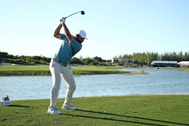 3라운드 18번 홀에서 티샷하는 스코티 셰플러. AFP연합뉴스