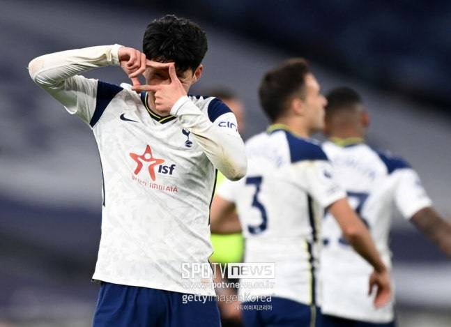 ▲ 손흥민의 귀환은 지난여름 이적 이후 처음으로 이뤄지는 공식적인 작별 무대로, 구단과 팬들에게 남겨진 큰 숙제를 해결하는 순간이기도 하다. 이 벽화는 손흥민 본인이 직접 디자인을 선택했고, 머월스 팀이 제작한다.