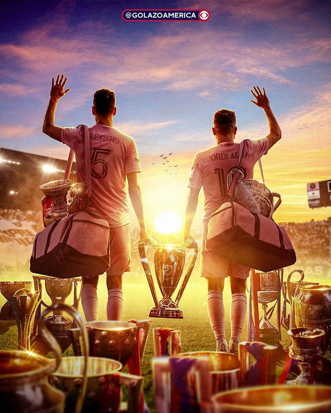 7일(한국시간) 미국 플로리다주 포트로더데일의 체이스 스타디움에서 열린 2025 미국 프로축구 메이저리그사커(MLS컵) 밴쿠버 화이트캡스와의 MLS컵을 우승으로 마친 뒤 선수 커리어에 마침표를 찍는 세르히오 부스케츠(왼쪽)와 조르디 알바. /사진=골라소 아메리카 SNS 캡처