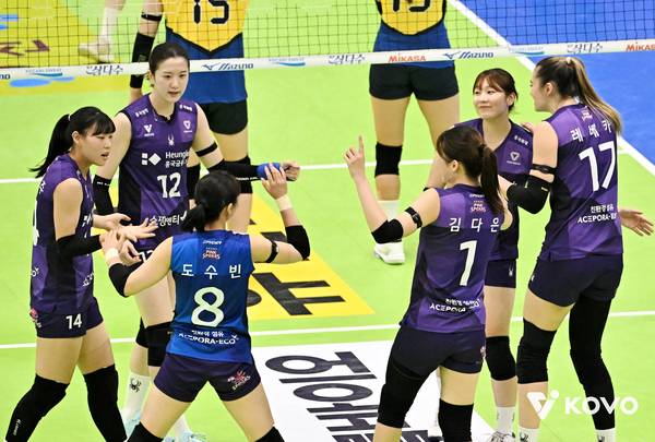 지난 6일 인천삼산월드체육관에서 현대건설에 패한 흥국생명. 2025.12.6 /KOVO 제공