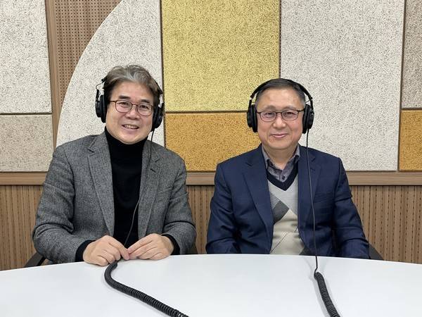 유동현 진행자, 김송원 인천경제정의실천시민연합 사무처장 2025.12.06 [경인방송 편성제작국]