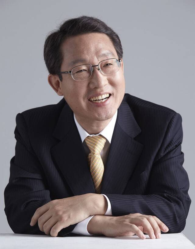 김상훈