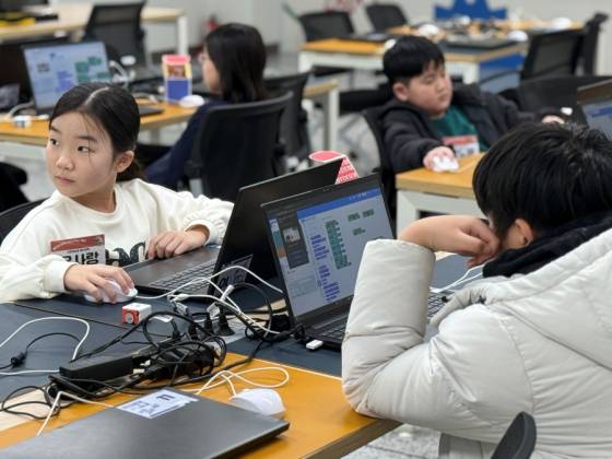 웹젠, 임직원 자녀 대상 무료 코딩 교육 ‘Let’ PLAY 코딩!’ 개최