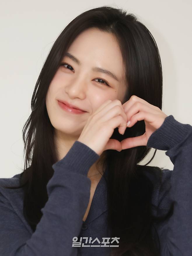 모범택시3 배우 차시연이 26일 오후 서울 중구 순화동 KG타워에서 진행된 일간스포츠와의 인터뷰에 앞서 포토타임을 가졌다.서병수 기자 qudtn@edaily.co.kr /2025.11.26/