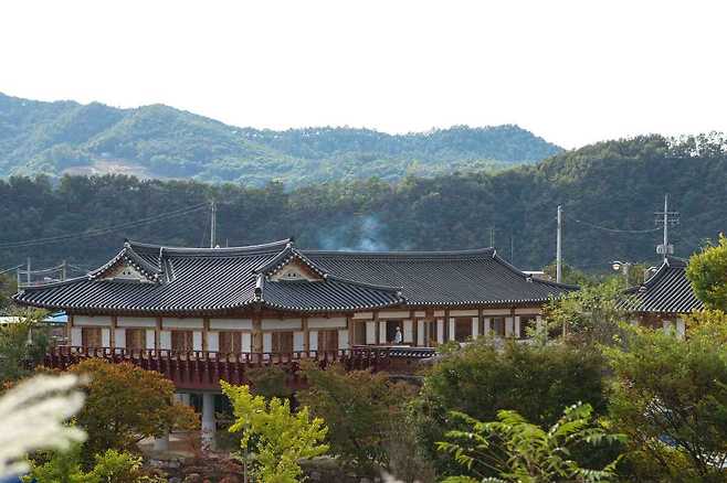 고즈넉한 고택들이 즐비한 두들마을_한국관광공사 제공