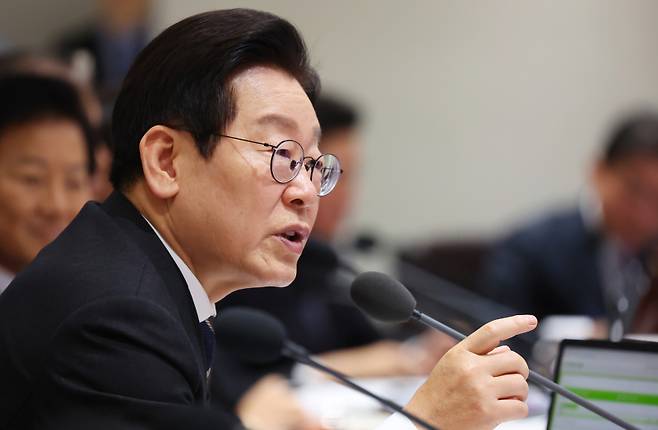 이재명 대통령이 9일 서울 용산 대통령실에서 열린 국무회의에서 발언하고 있다. 연합뉴스