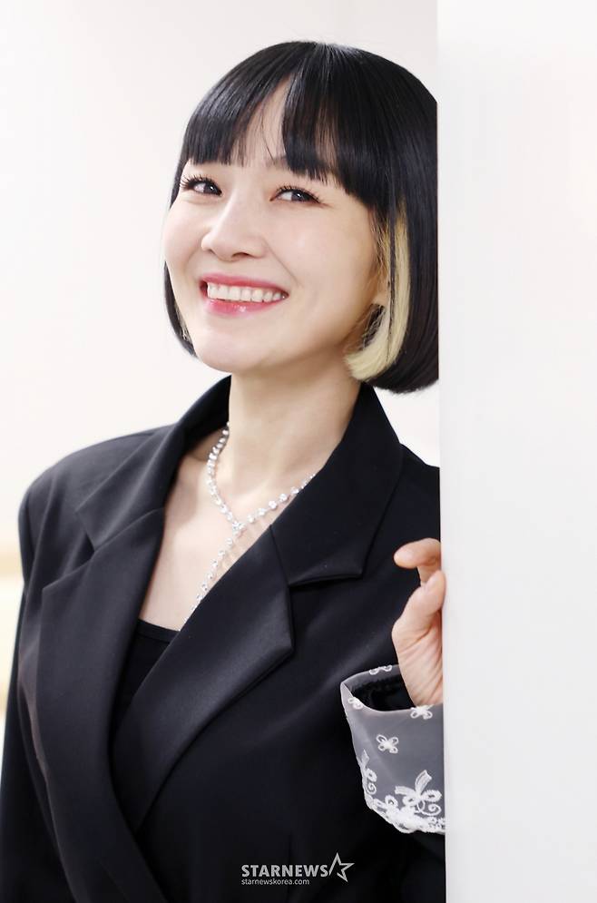 ‘싱어게인4’ 가수 자두 내방 인터뷰 /사진=김휘선 기자 hwijpg@