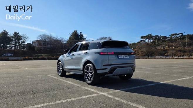 레인지로버 이보크 P250