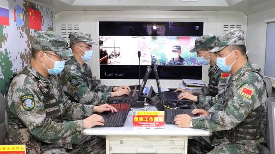 2021년 러시아와 합동 훈련 당시 중국군 지휘통제실. 중국 국방부