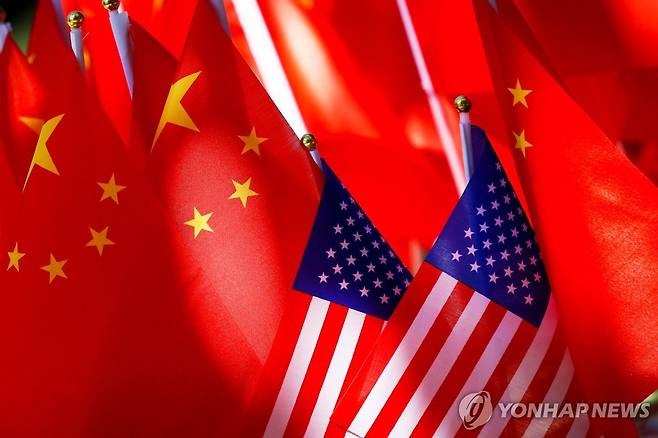 미국과 중국 국기 [AP 연합뉴스 자료사진]