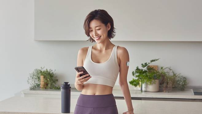 연속혈당측정기를 활용하면 실시간 혈당의 변동폭을 확인할 수 있다|출처: 하이닥
