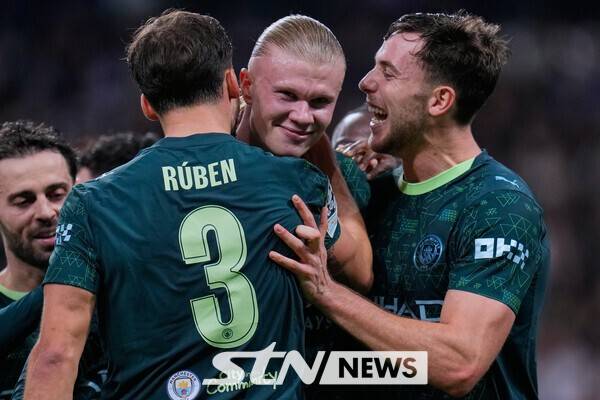 득점 후 기뻐하는 맨체스터 시티 공격수 엘링 홀란. /사진=뉴시스(AP)