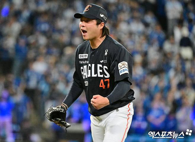 2025시즌 종료 후 프로 데뷔 첫 FA(자유계약) 자격을 취득, 권리를 행사한 한화 이글스 투수 김범수. FA 시장이 열린 뒤 한 달이 지났지만, 아직 계약을 체결하지 못했다. 사진 엑스포츠뉴스 DB