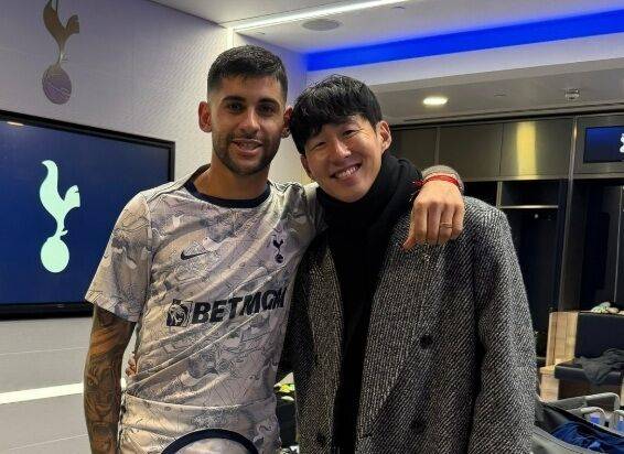 손흥민과 로메로/토트넘