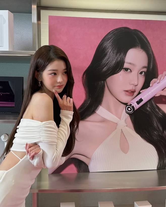 사진 = 장원영 인스타그램