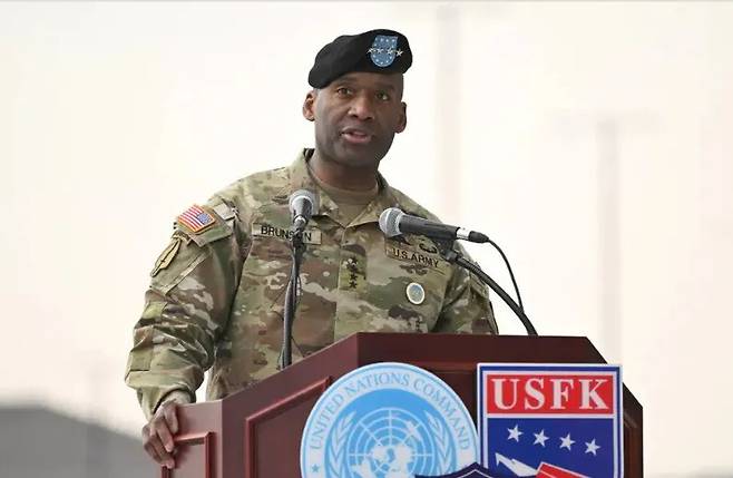 Gen. Xavier Brunson, commander of US Forces Korea, the United Nations Command and the South Korea–US Combined Forces Command, speaks at a change-of-command ceremony at Camp Humphreys in Pyeongtaek, Gyeonggi Province, on Dec. 20, 2024. (EPA-Yonhap)