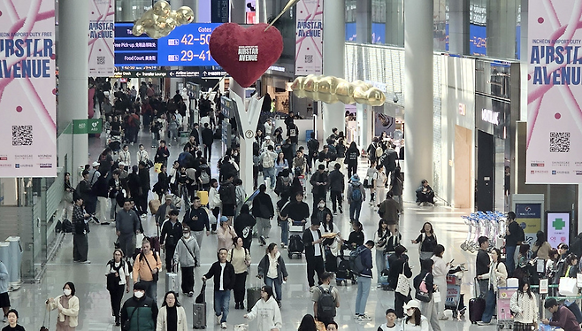 ▲&nbsp;인천공항 면세구역(제1여객터미널 3층)
