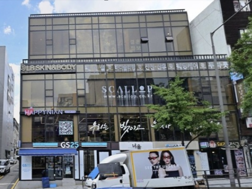 유튜브채널 ‘보람튜브 브이로그’ 등을 운영하는 보람패밀리가 보유 중인 서울 강남구 청담동 빌딩. [SNS 갈무리]