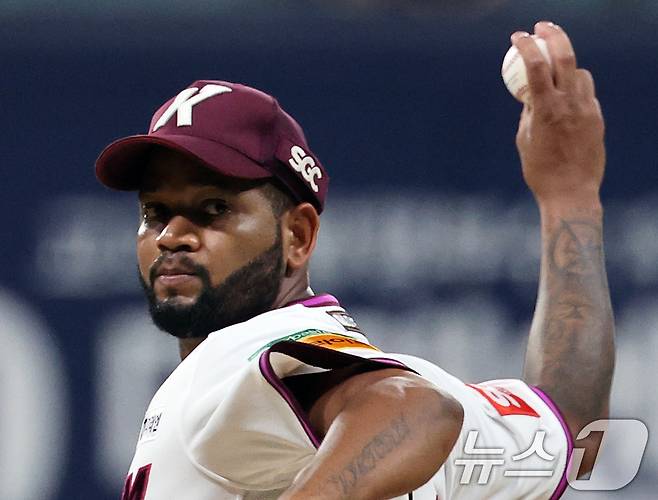 라울 알칸타라는 키움 히어로즈와 재계약을 맺었다. 2025.9.9/뉴스1 ⓒ News1 오대일 기자