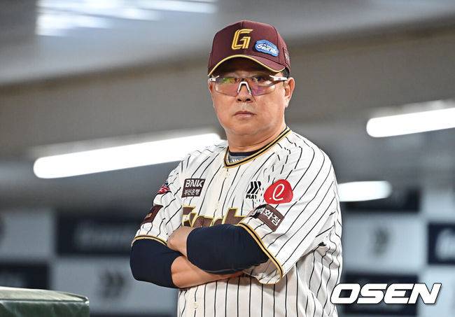 [OSEN=부산, 이석우 기자] 롯데 자이언츠 김태형 / foto0307@osen.co.kr