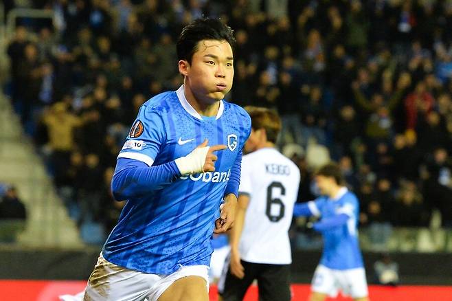 ▲ 양현준의 셀틱, 오현규의 헹크, 이재성의 마인츠는 올 시즌 유로파리그와 유로파 컨퍼런스리그에 출전 중이다. 감독이 경질 됐거나 자신 사임하는 일을 겪었다. ⓒ연합뉴스/REUTERS/AFP