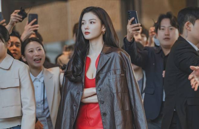 드라마 ‘친애하는 X’의 한 장면(사진=티빙)