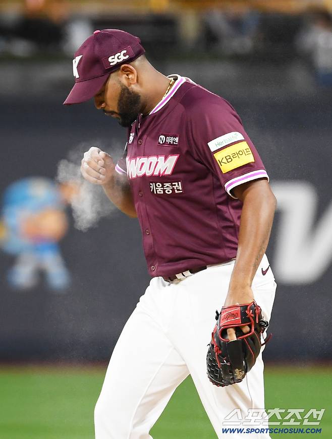 23일 수원KT위즈파크에서 열린 KBO리그 KT 위즈와 키움 히어로즈의 경기. 키움 알칸타라가 역투하고 있다. 수원=박재만 기자 pjm@sportschosun.com/2025.09.23/