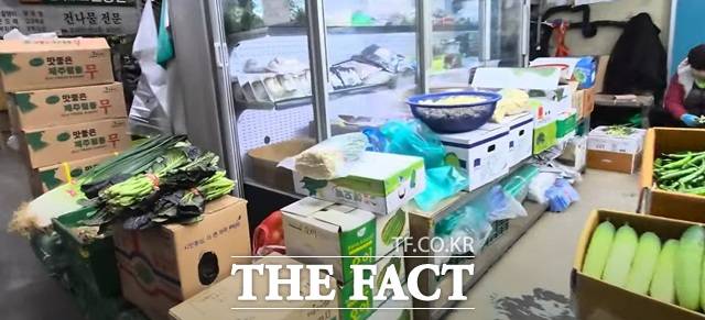 17일 '오승혁의 '현장''은 계주가 15억원 상당의 돈을 가지고 잠적해 분위기가 침통한 서울 송파구 가락시장을 찾아 현장 분위기를 취재했다. /가락시장=오승혁 기자