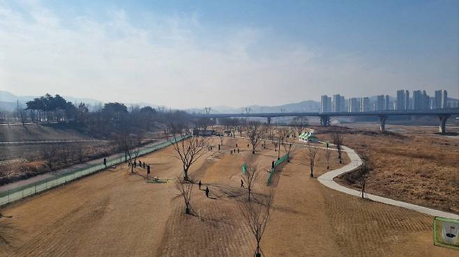 세종시 최대 규모의 금강 수변 파크골프장(36홀) 전경. 사진=중도일보 DB.