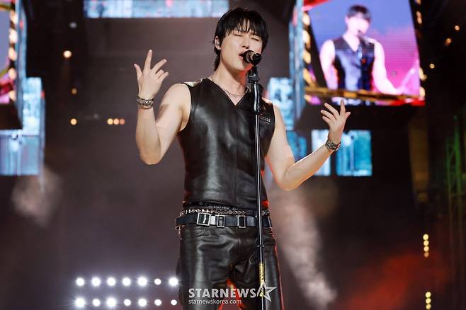 우즈 '가오슝을 숨 막히게 한 무대!' [AAA2025 화보]