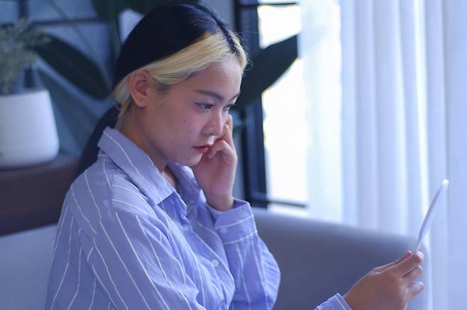 자기 멸시형 단어를 사용하지 말고 의식적으로 에너지를 줄 수 있는 말을 선택해보자. 사진= 게티이미지뱅크