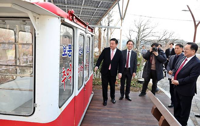 대전 보문산 큰나무 전망대 준공 [대전시 제공. 재판매 및 DB 금지]