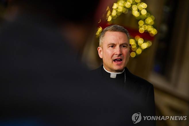 로널드 힉스 신임 미국 뉴욕 대주교 [AP 연합뉴스 자료사진. 재배포 및 DB 금지]