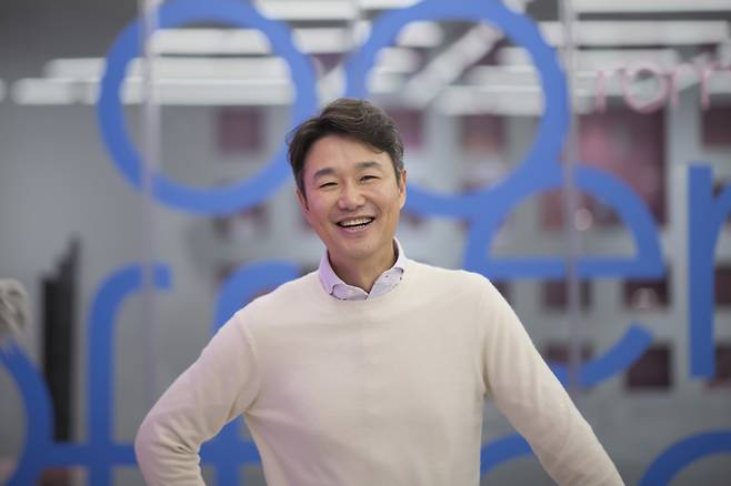 김태욱 아이패밀리에스씨 회장. <아이패밀리에스씨>