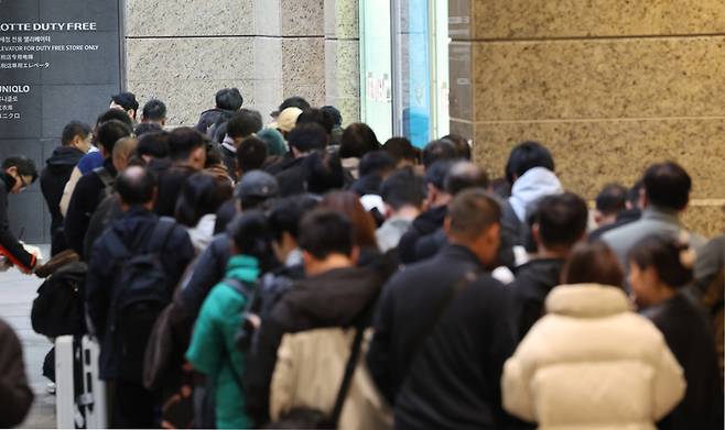 춘절 9일 '풀연휴' 한국 몰리는 중국 관광객…일본 발걸음은 '뚝'