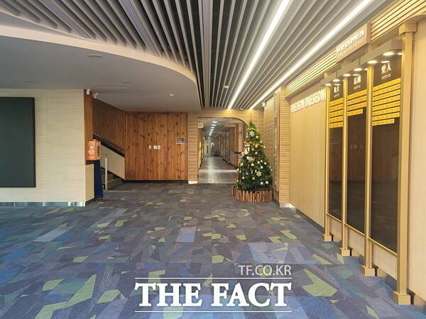 대전대성고등학교 현관 로비 전경. /대전시교육청