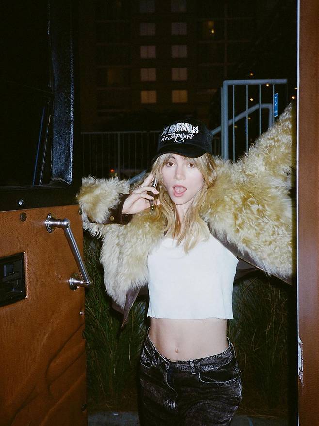 @sukiwaterhouse