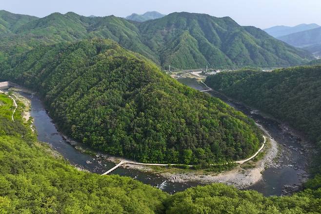 미슐랭 경관길에서 멀지 않은 범바위전망대