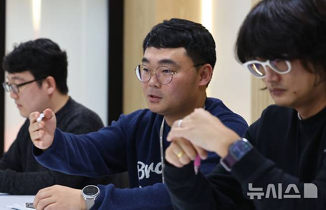 [서울=뉴시스] 박주성 기자 = 이영학 파이오링크 사이버위협분석 팀장이 지난 18일 서울금천구 파이오링크 본사에서 뉴시스와 인터뷰를 하고 있다. 2025.12.22. park7691@newsis.com