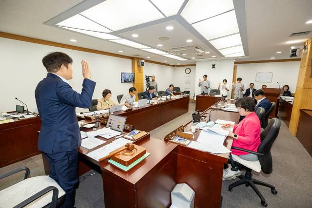 구미시의회 행정사무감사 모습. 구미시의회 제공