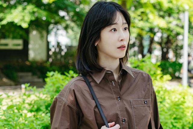 배우 서현진이 안방극장 복귀작 JTBC 드라마 '러브 미'를 통해 시청자와 만난다. JTBC 제공