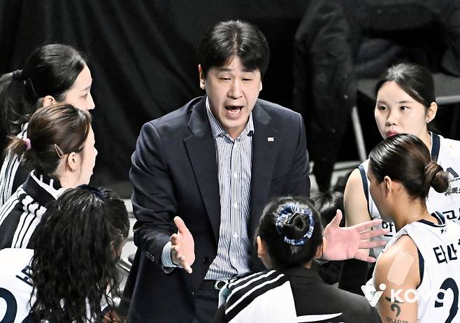 감종민 감독. 한국배구연맹 제공