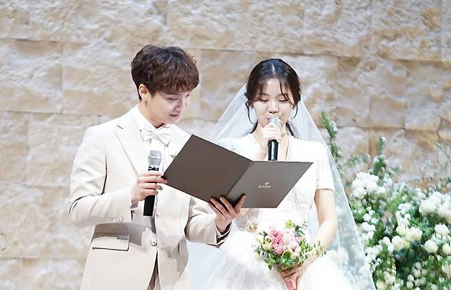 윤딴딴 인스타그램